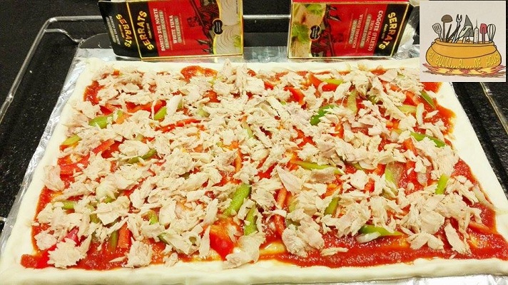 Pizza de cogotes de atún y anchoas (2)