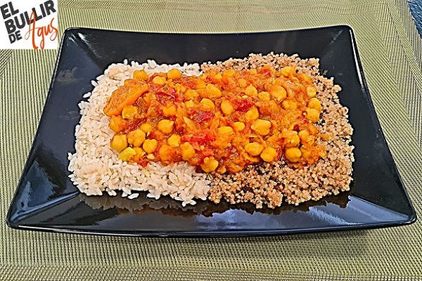 curry de garbanzos y melocoton en almibar